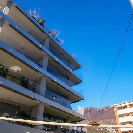 Casa Leini By Quokka 360 - Two-bedroom 3 Minutes From Lido Di Apartment Locarno